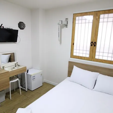 Hotel Golden Park Myeongdong