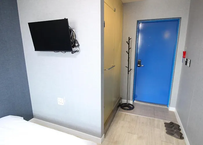 Hotel Hotel Golden Park Myeongdong 2*