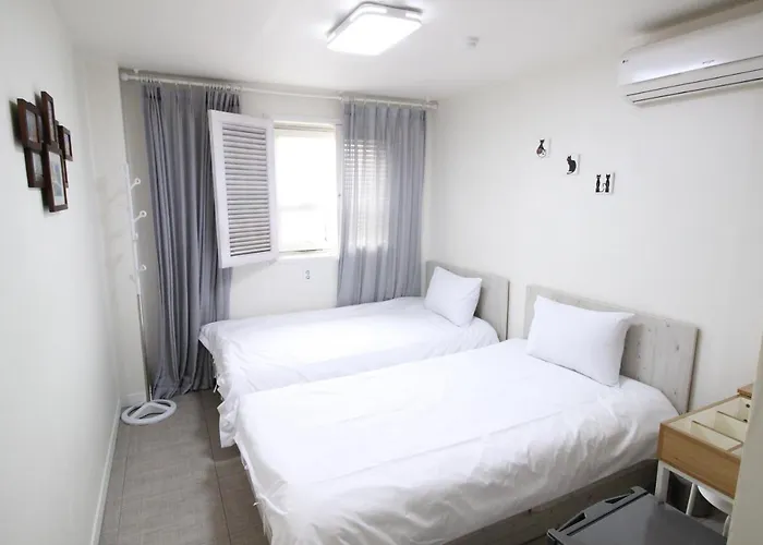 Hotel Golden Park Myeongdong Hotel 2*