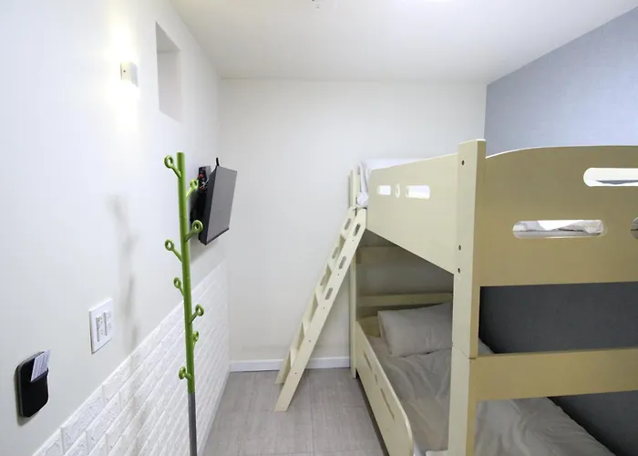Hotel Golden Park Myeongdong Hotel 2*
