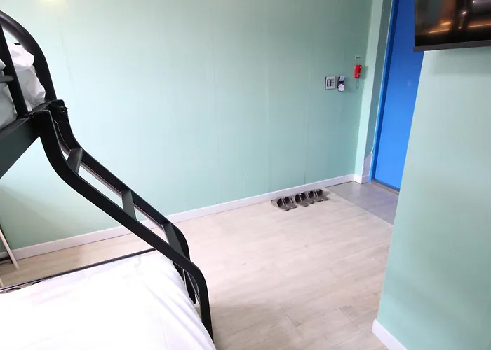Hotel Golden Park Myeongdong 2*