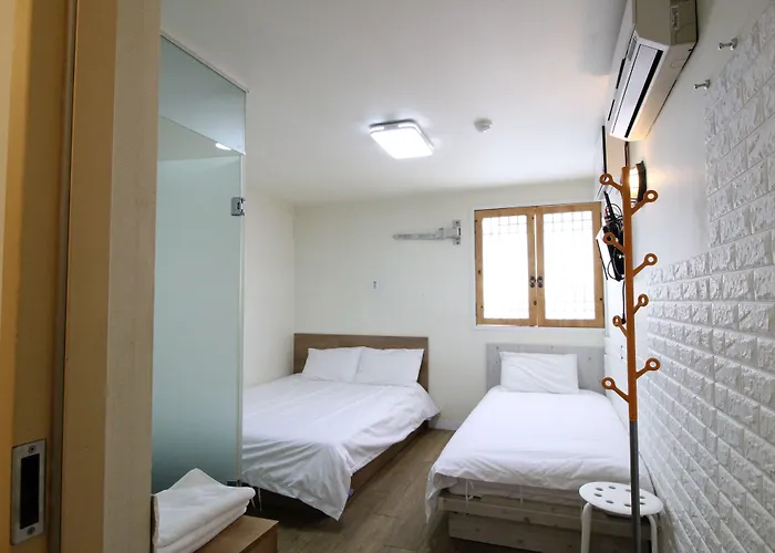 Hotel Golden Park Myeongdong 2*