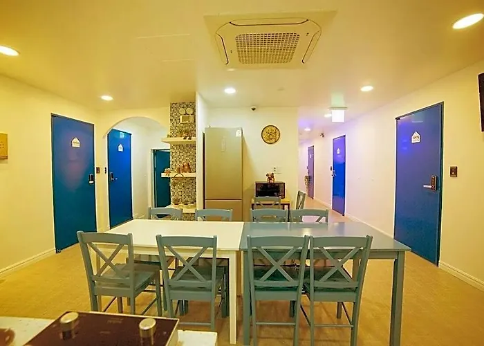 Hotel Golden Park Myeongdong 2*